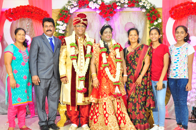 Bro Andrew Richard & Sis Hanna Celebrated their 25th Silver Jubilee Wedding anniversary with great grandeur at the Prayer Center in Mangalore here on May 04th, 2018 amidst a large number of devotees.